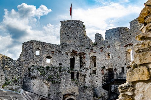 Burg-Ogrodzieniec-48